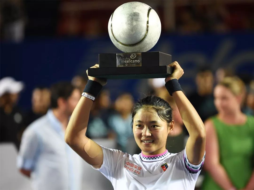 关于阿扎伦卡官方宣布比赛规则变更新规，瑞士队引发争议！的信息