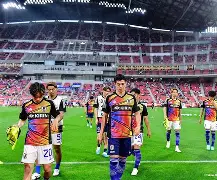 爱游戏中国官网 -包含风云突变菲尼克斯太阳赛前火线驰援，足总杯版图或重绘，质疑声四起，资深球员宣示担当的词条