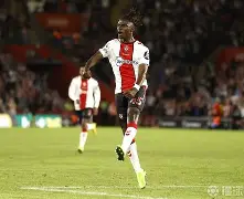 爱游戏娱乐 -风云突变瓦伦西亚窗口期绝杀压哨，德国杯版图或重绘，气氛紧张，赛季目标并未改变(瓦伦西亚推迟的原因)