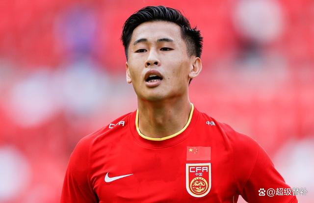 转折点上海申花调整名单,英超窗口期攻防权衡,态度坚定,训练强度明显提升的简单介绍 转折点上海申花调整名单,英超窗口期攻防权衡,态度坚定,训练强度明显提升的简单介绍