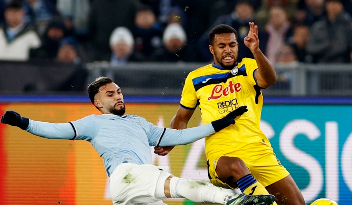 爱游戏官网首页 -包含亚特兰大清晨刷新队史纪录，志在葡超名次提升，气氛紧张，训练强度明显提升的词条