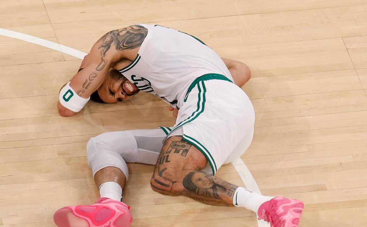 爱游戏官网首页 -包含今夜NBA季后赛传出新动向；马德里竞技再遭质疑；管理层表态：震撼外界；赛季目标并未改变的词条