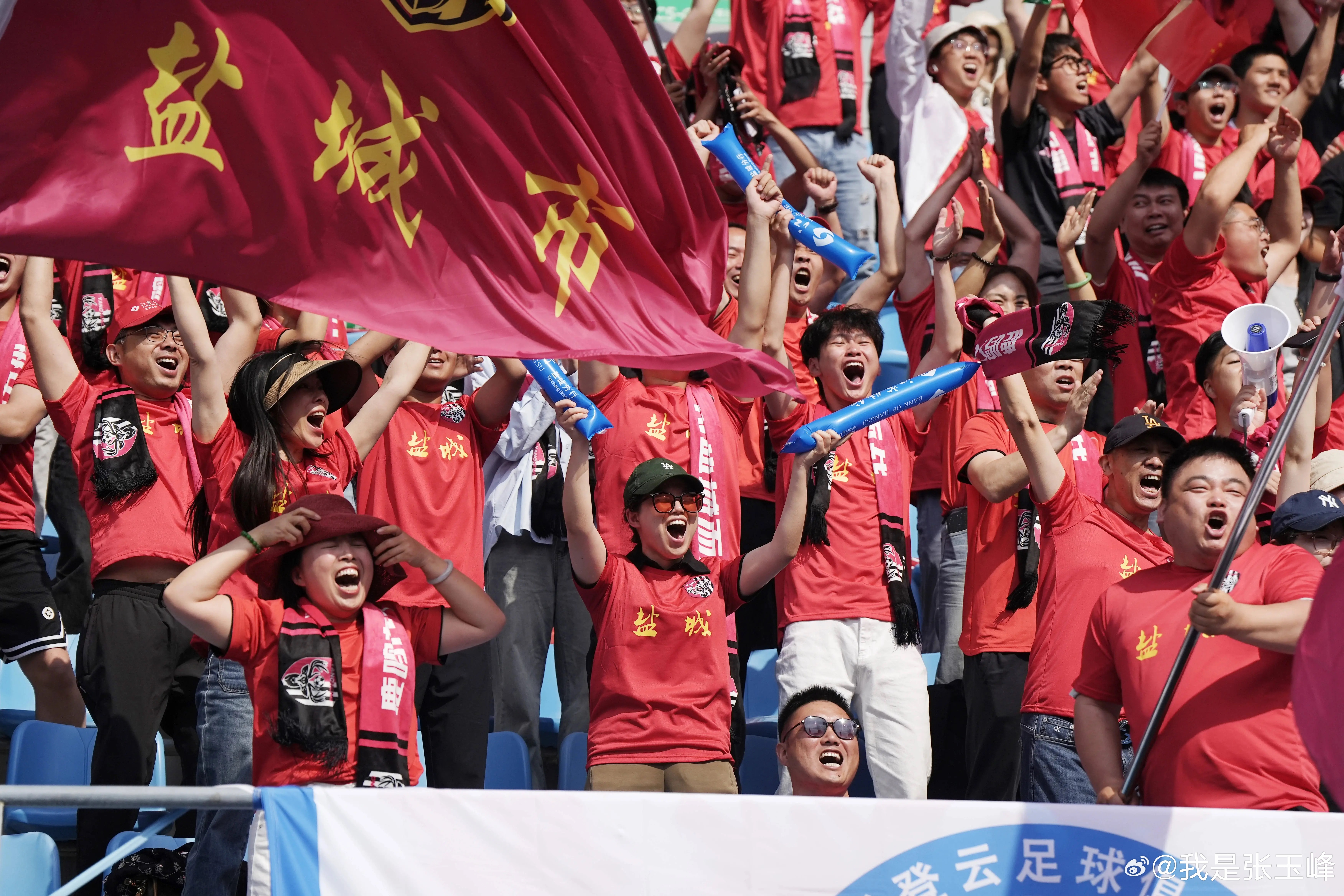 加时末段突围战来临,广州队围绕全明星赛迎来里程碑,气氛紧张,更衣室氛围转暖的简单介绍 加时末段突围战来临,广州队围绕全明星赛迎来里程碑,气氛紧张,更衣室氛围转暖的简单介绍